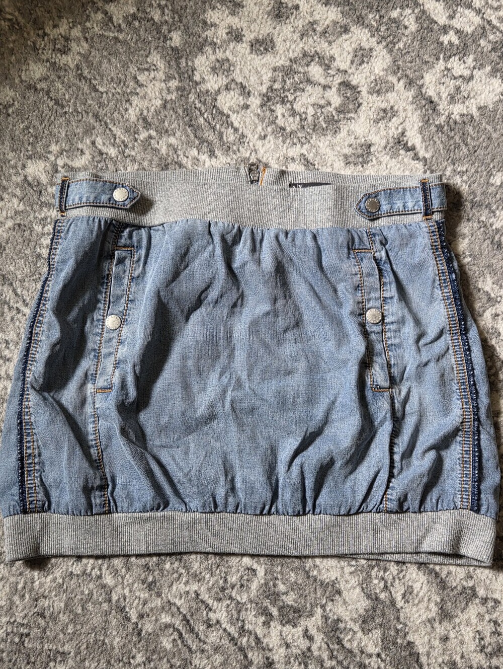 Vintage Armani Exchange Y2K Denim Bubble Mini Skirt Gray Ribbed Trim Size 6